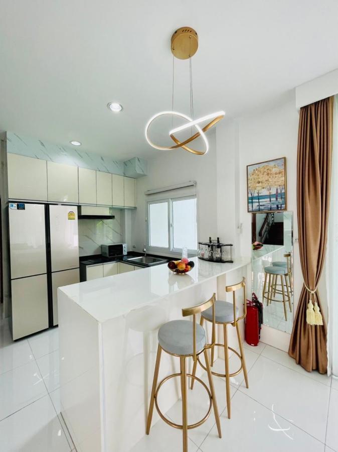 Kw Pool Villa Pattaya Dış mekan fotoğraf